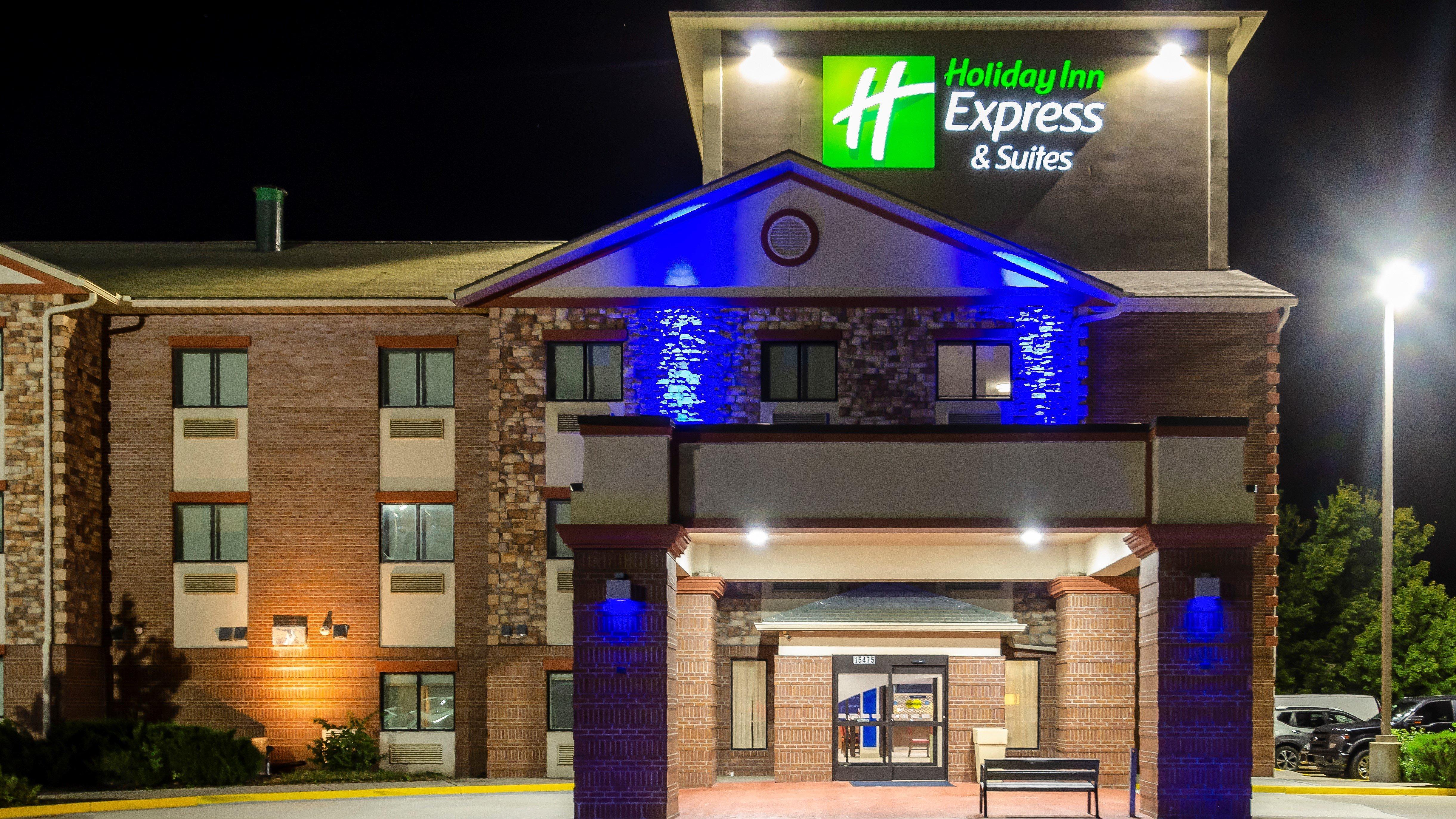 Holiday Inn Express & Suites - Olathe South, An Ihg Hotel Exterior photo